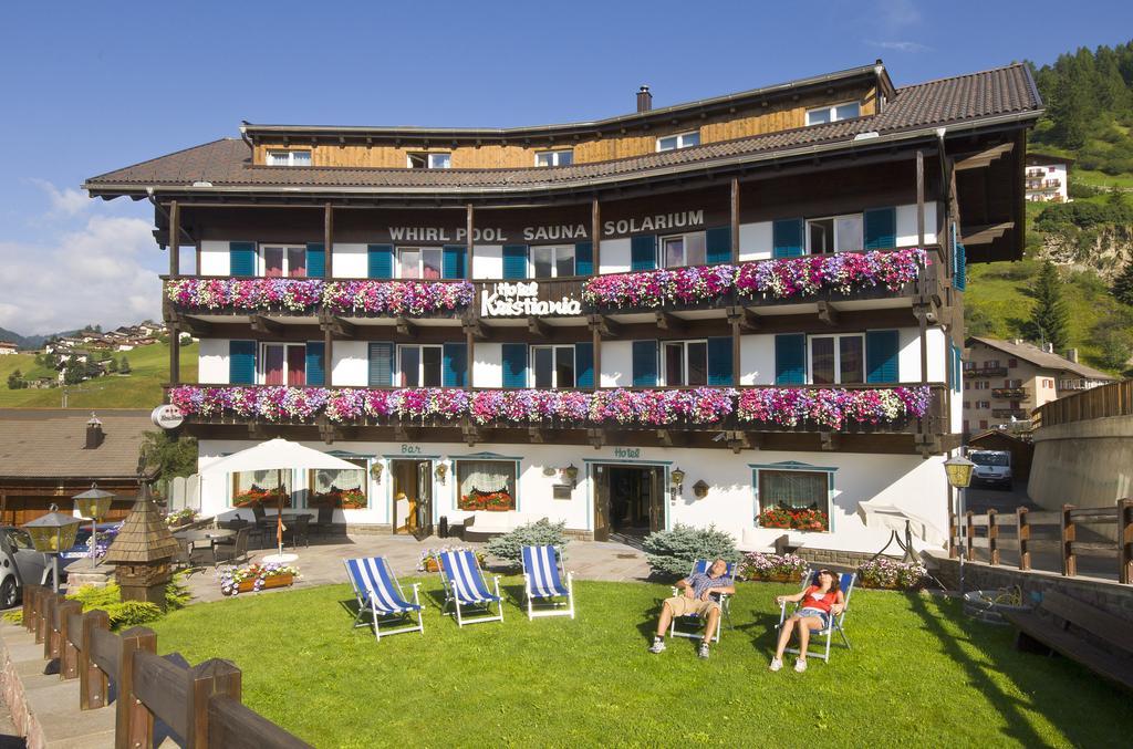 Kristiania Small Dolomites Hotel Selva di Val Gardena Exterior photo